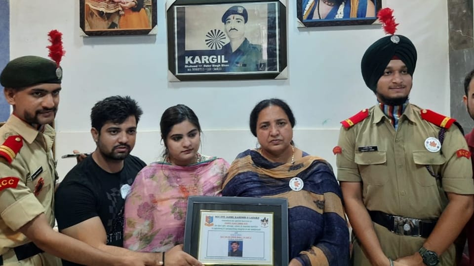 Kargil Vijay Diwas: govt does not salute the bravery of Martyr Daler singh