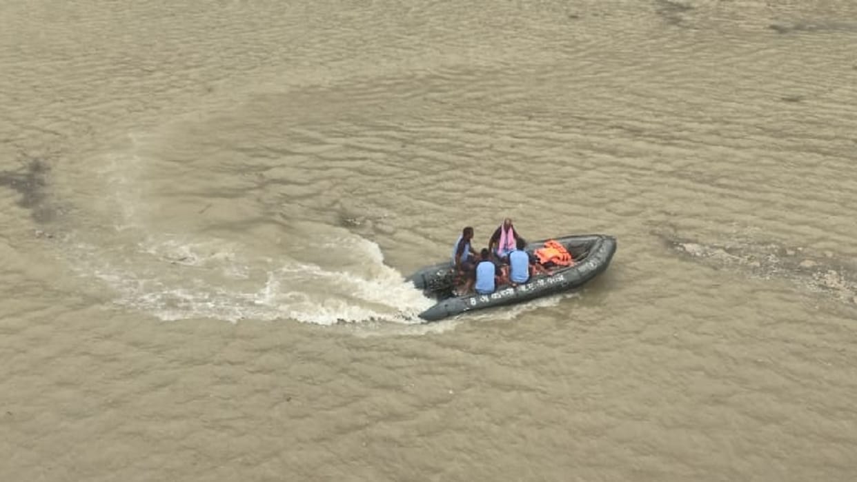 Young man jumped into river with his son in his arms in front of his daughter In Shahjahanpur