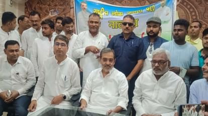 Politics: उपेंद्र कुशवाहा ने कहा- स्टीयरिंग की सीट छोड़ बैक सीट पर बैठे नीतीश, शराबबंदी कानून का गलत इस्तेमाल Bihar Politics Upendra Kushwaha says CM Nitish left the steering seat and sat on the back seat