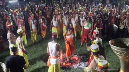 Kullu News: Gurus and disciples jaag on the burning embers in the wake of Mata Nayana, devotees throng