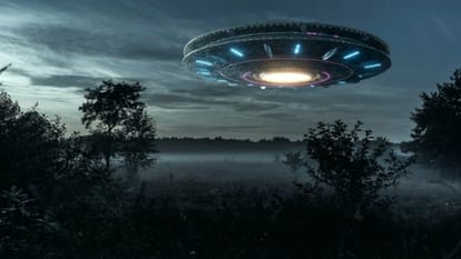 USA concealing ufo aliens reverse engineering program from world claim former air force officer david grusch