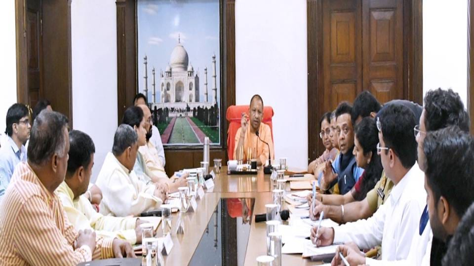 CM said In case of Inner Ring Road in Agra return land to farmers or pay them at current rate