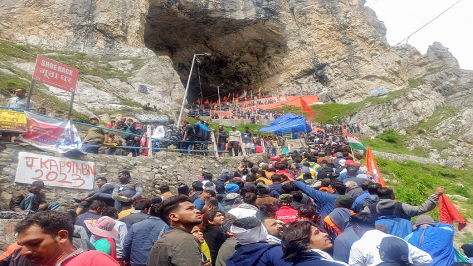 Amarnath Yatra 2023: Devotees Baba Barfani broke last year record, 369288 visited holy cave