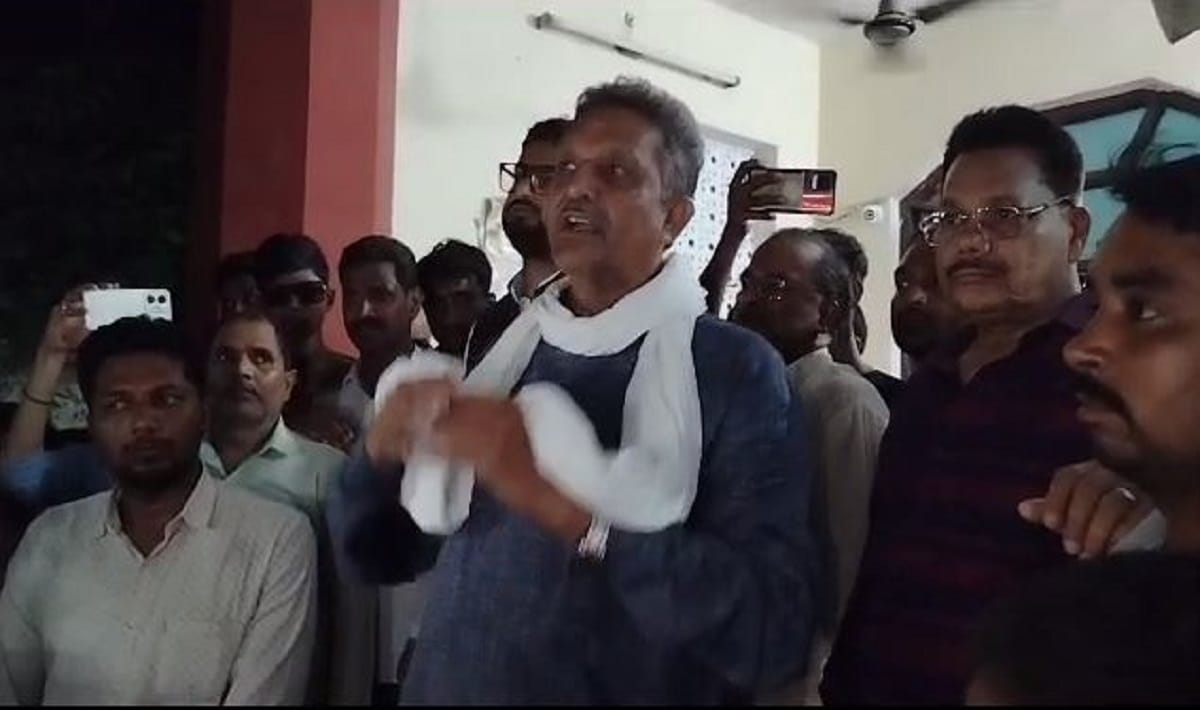 Government is conspiring but I am not afraid Afzal Ansari roared after he came out of jail