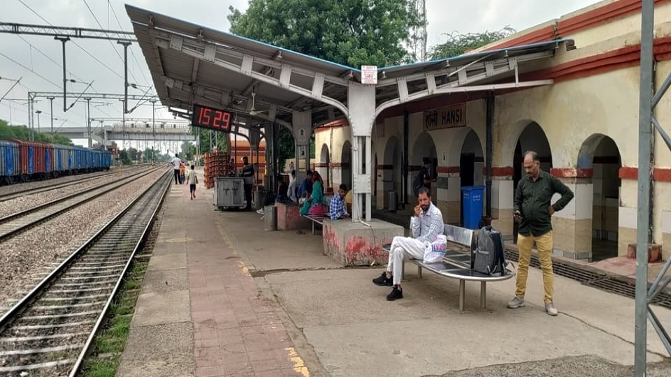 Trains will run soon on track of hopes of Hansi city, station can become junction
