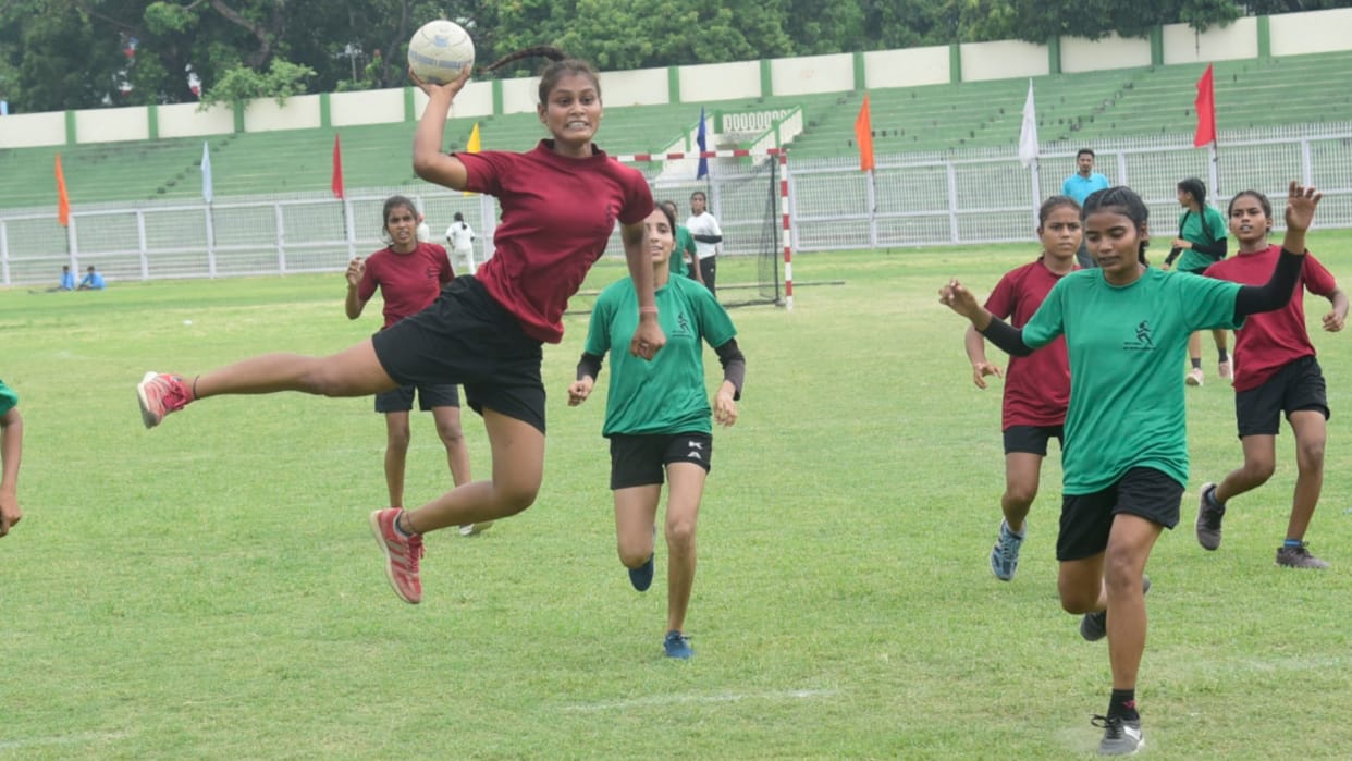 Girls Olympic 2023: Many teams out in neck-and-neck competition, winning team will be awarded today