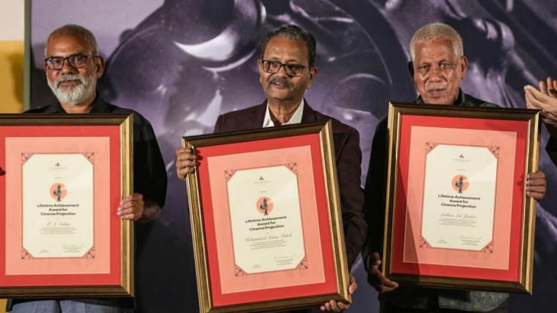 Bimal Roy son Joy reviews kamal amrohi classic movie mahal screened in Mumbai by film heritage foundation