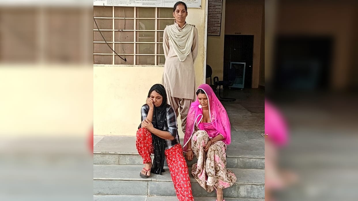 Nagaur Crime Honeytrap exposed in Kuchaman two women arrested for demanding ransom of Rs 10 lakh