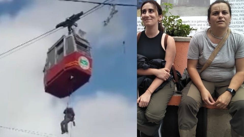 Nainital Ropeway Trolley Suddenly Stop in 150 Feet Height while carry 12 Tourist Photos