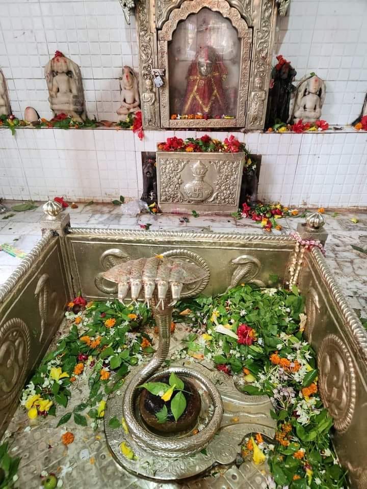 Sawan Special: Blood started coming out due to shoveling on Shivling, even today there is a scar