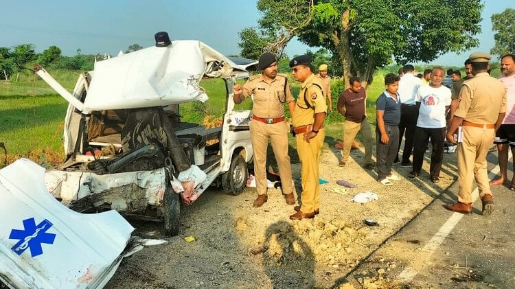 Unnao Road Accident: अज्ञात वाहन ने एम्बुलेंस को मारी टक्कर, वृद्धा और तीन बेटियों की मौत, चौथी की हालत गंभीर