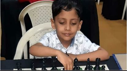 Tejas: उत्तराखंड के पांच वर्षीय तेजस ने रचा इतिहास, फिडे रेटिंग हासिल करने वाले विश्व के सबसे युवा खिलाड़ी बने Five-year-old Tejas of Uttarakhand created history, became the youngest player in the world to get FIDE rating