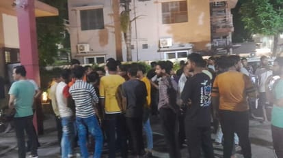 Dehradun news Deadly attack with sharp weapons on Youth returning home with a friend