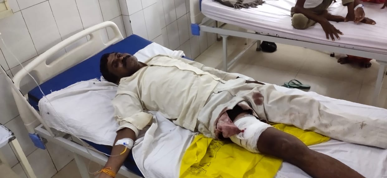 Azamgarh Encounter Accused of killing former Pradhan, injured in encounter, was trying to escape