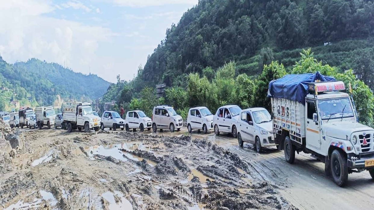 Some part of Mandi to Pandoh nh will remain closed for three hours daily