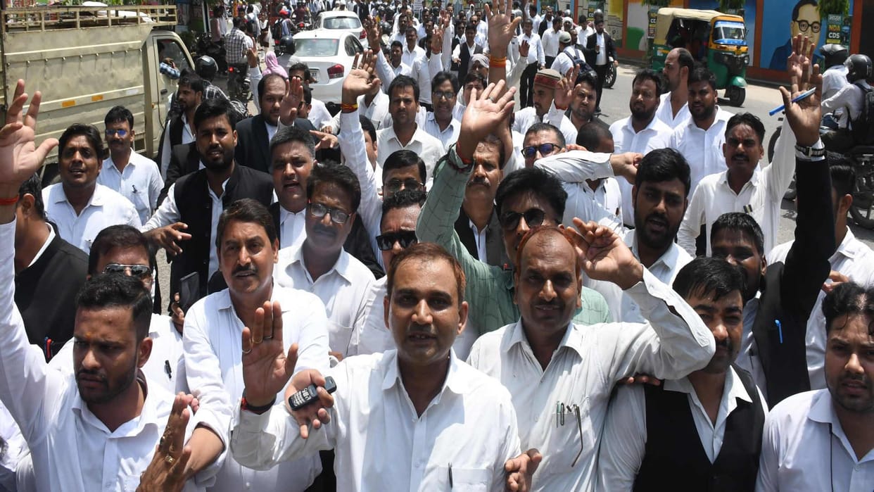 Rangreza Case Advocates on road for arrest of accused