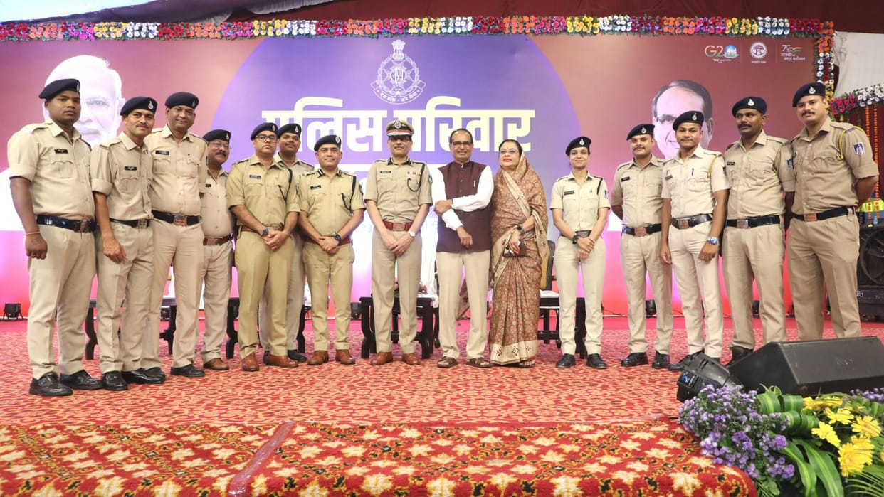 MP News: Fifth pay scale to state Police officers, 15 liters of petrol per month from constable to SI