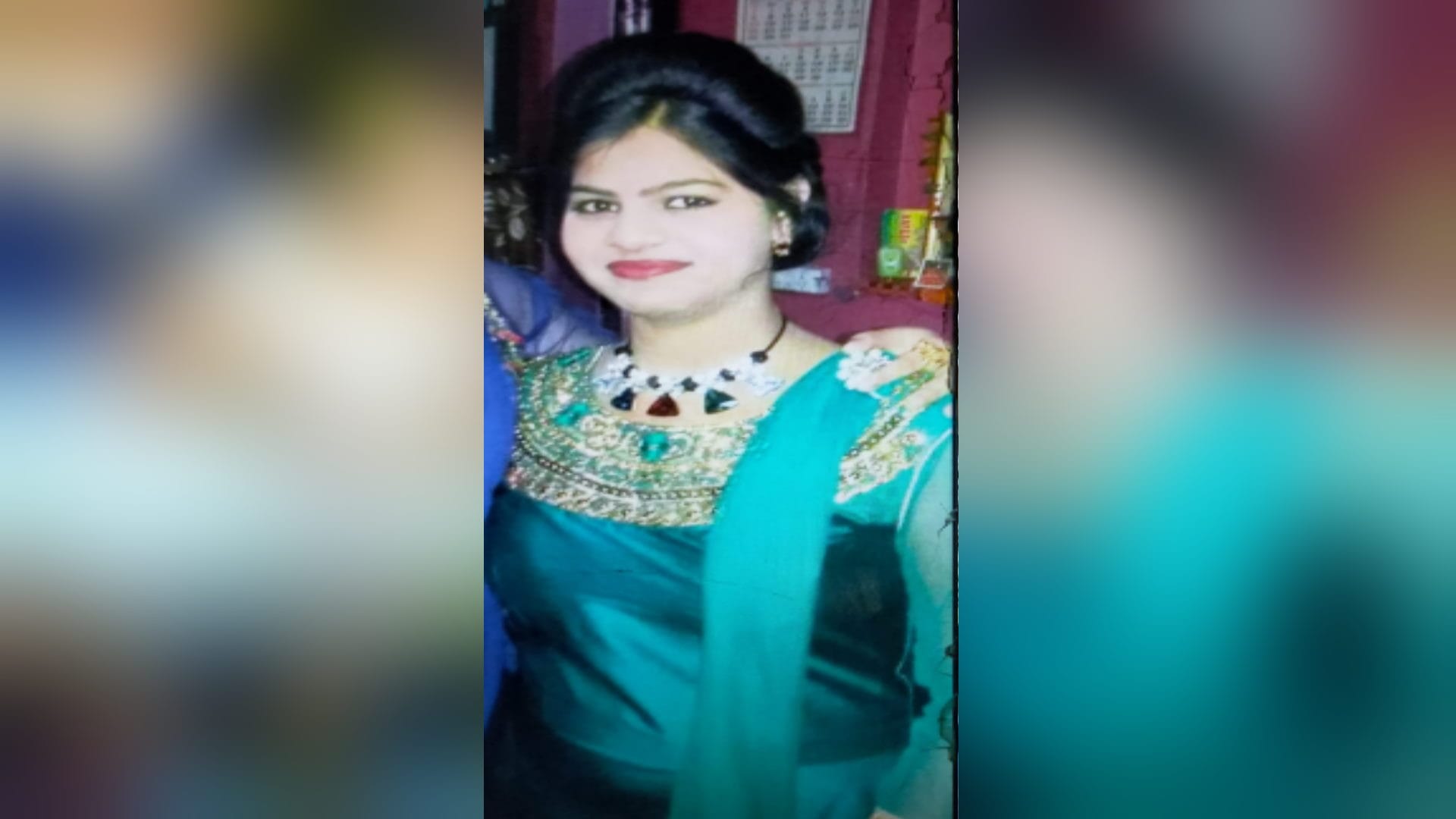 Meerut Accident News: Three members of family were cremated together in atmosphere sad in Kankar Khera