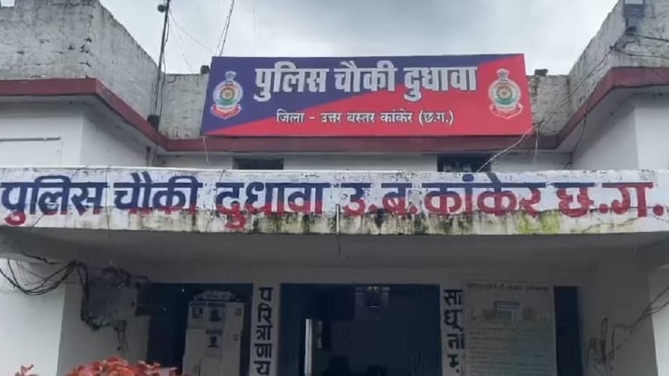 Policemen patrolling by putting petrol in the bike with their own money