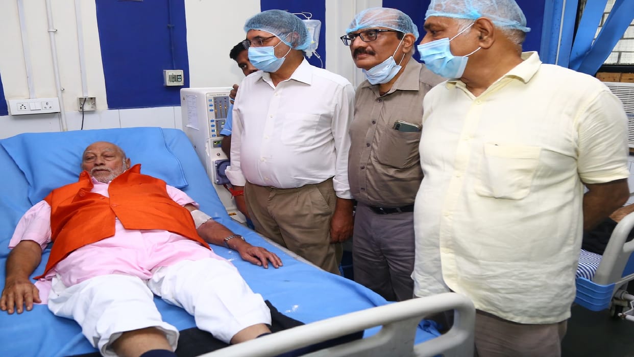 Ghaziabad: Prime Minister's brother underwent dialysis at Joint Hospital