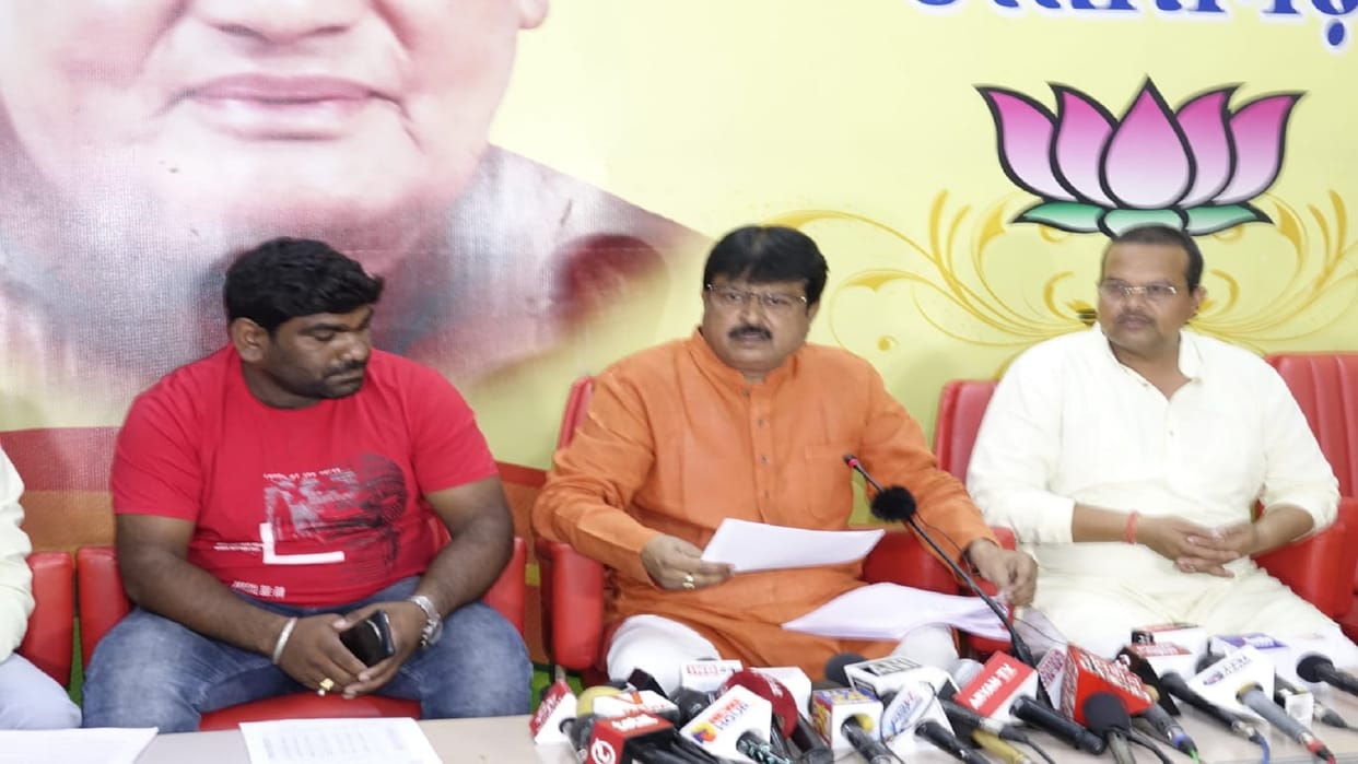 Chhattisgarh bjp leader Sanjay Srivastava blame on CG government for teacher recruitment
