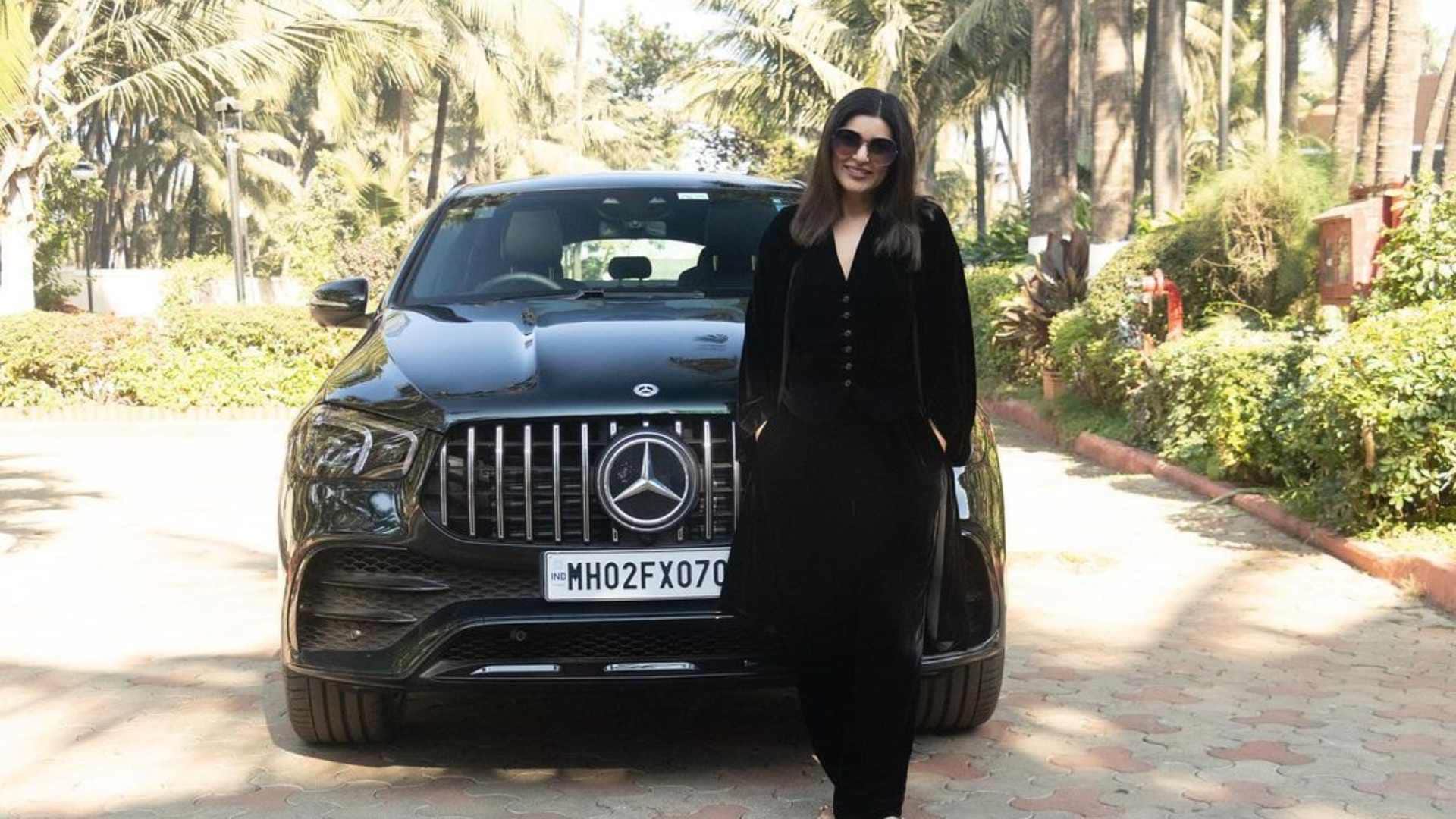 Sushmita Sen interacted with her fans reveals when Aarya 3 and Taali will release