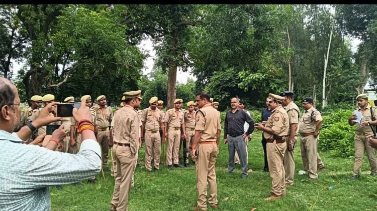 Raja Bhaiya father Uday Pratap Singh including 13 people under house arrest