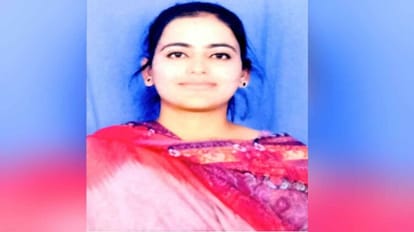 उपलब्धि: ऊना की सिमरन ने कंप्यूटर साइंस परीक्षा परिणाम में किया टॉप Una's Simran topped the computer science exam result