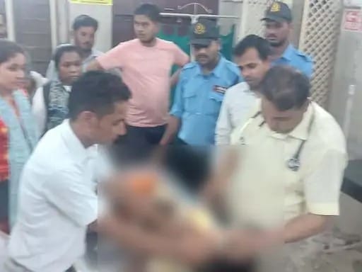 Damoh News: Eight-year-old child was forced to drink alcohol