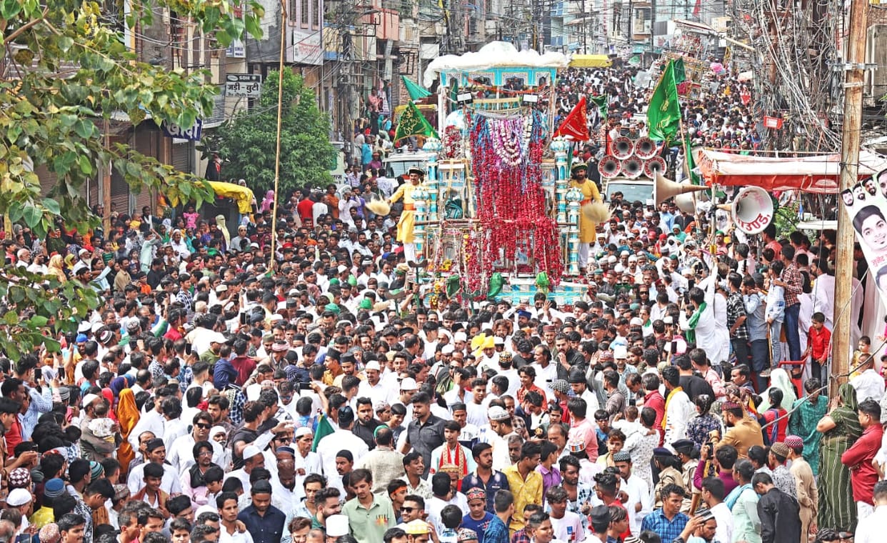 On Moharram, tajis came out of Indore, circumambulated Rajwada Chowk