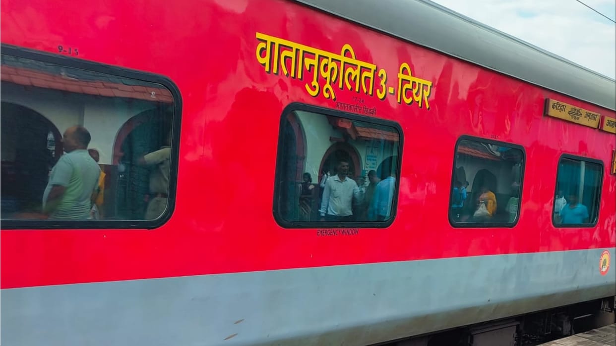 Special train will make four trips from Kathgodam to Mumbai during the festival.