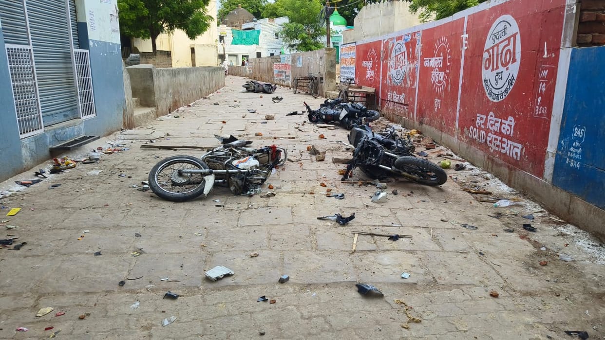 Muharram Fight in Shia Sunni community over Tazia juloos in Varanasi,