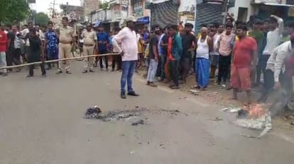 Kali temple damaged due to stone pelting in Bhagalpur, a large number of angry people protested