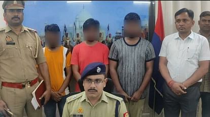 Cyber cell in Agra arrested three vicious thugs from Andhra Pradesh