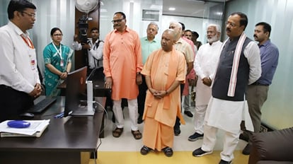 सीएम योगी बोले: कानून के दायरे में रहकर हो हर आयोजन, जनता की सुरक्षा के साथ खिलवाड़ नहीं होने देंगे CM Yogi said Every event should be held within the purview of the law