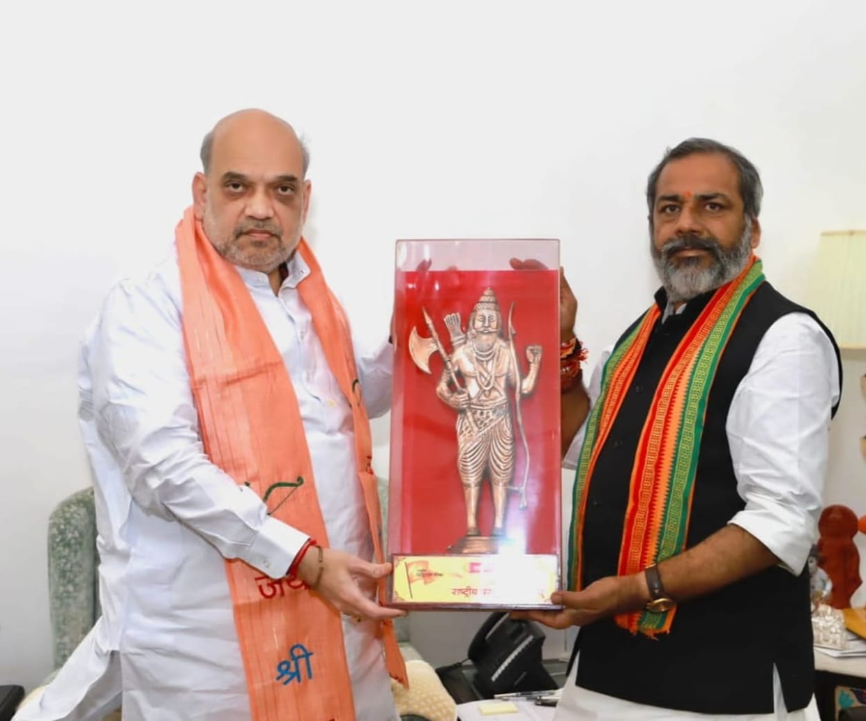 Welcome to Amit Shah in Janapav, Rashtriya Parshuram Parishad submitted proposal of Integral University