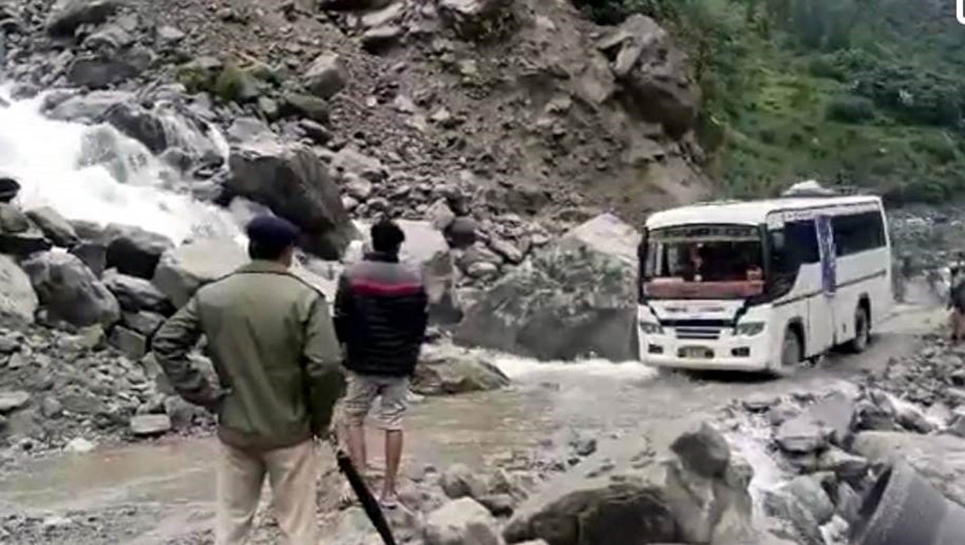 Uttarakhand Rain News: Badrinath Highway Blocked in Chamoli Traffic Jam See Photos