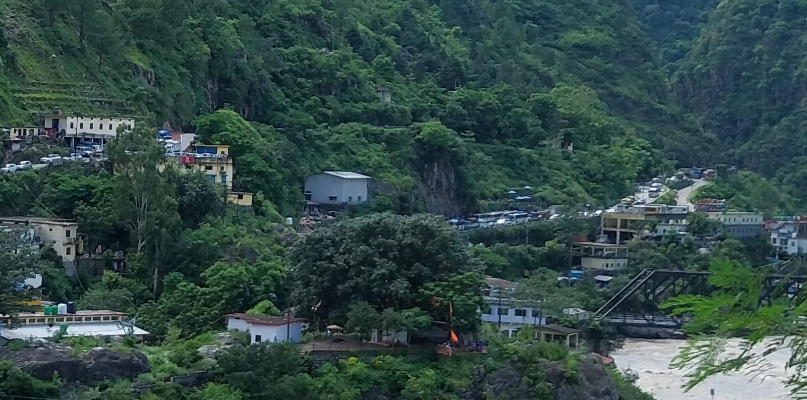 Rishikesh-Badrinath Highway: Traffic Jam in Karnaprayag from Morning Many passenger vehicles Stuck