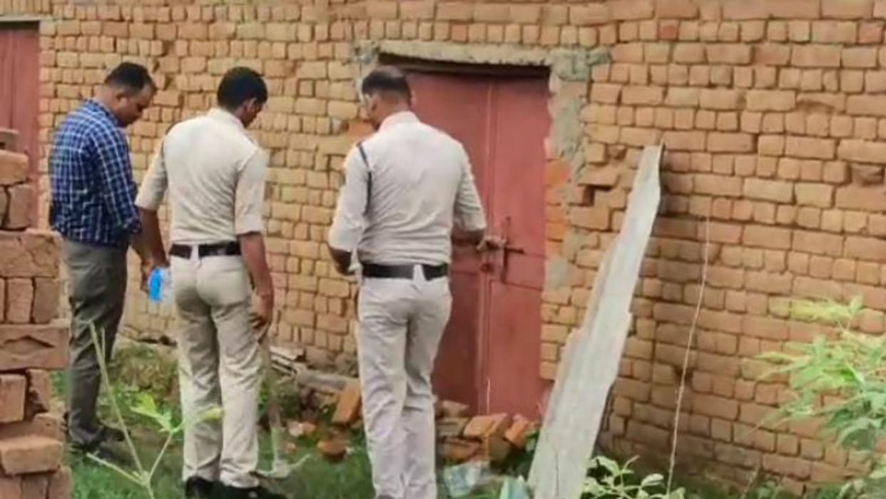 Elder brother along with son killed younger brother in land dispute in korba