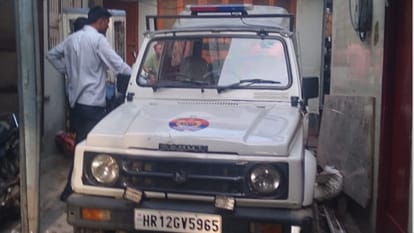 CM flying squad along with CID raided in Rohtak, caught illegal shop of Liquor