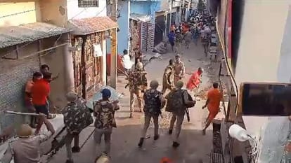 SSP Prabhakar Chowdhary transferred after lathi charge on Kanwariyas in Bareilly