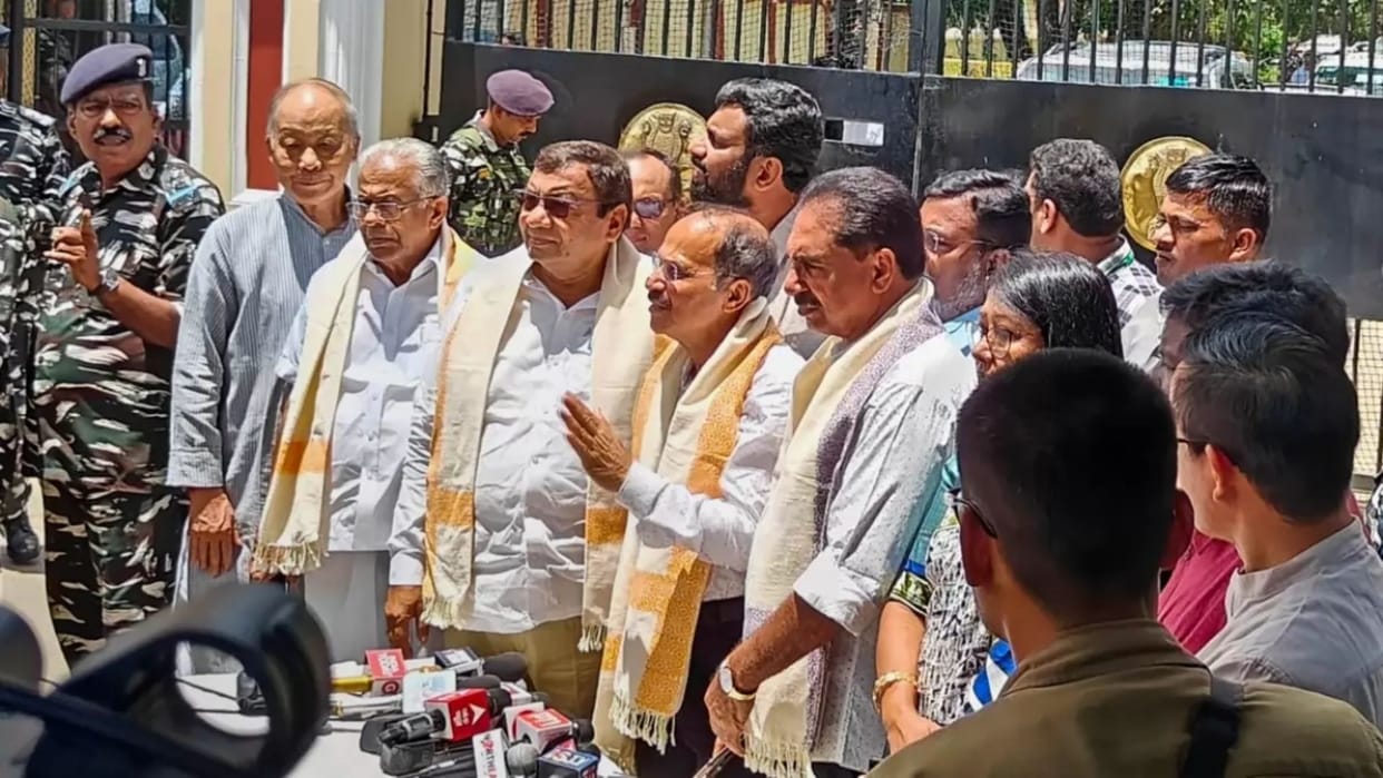 Manipur Crisis: opposition alliance MPs met Governor, insisted on restoration of peace; target on Biren Singh