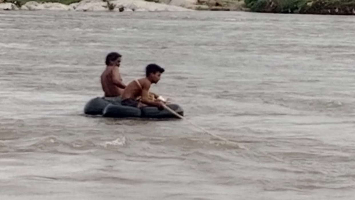 Sirohi News Youth drowned in the strong current of the drain rescued
