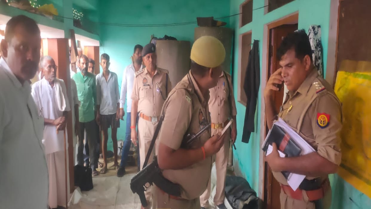 Cloth rope was used for suicide Woman And Two Daughters Commit Suicide In Etah