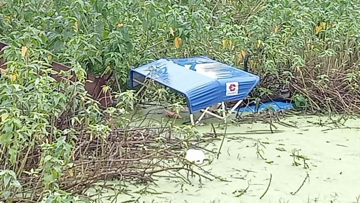 Shahdol News: Tractor Standing On The Roadside Started Without Key And Entered The Pond