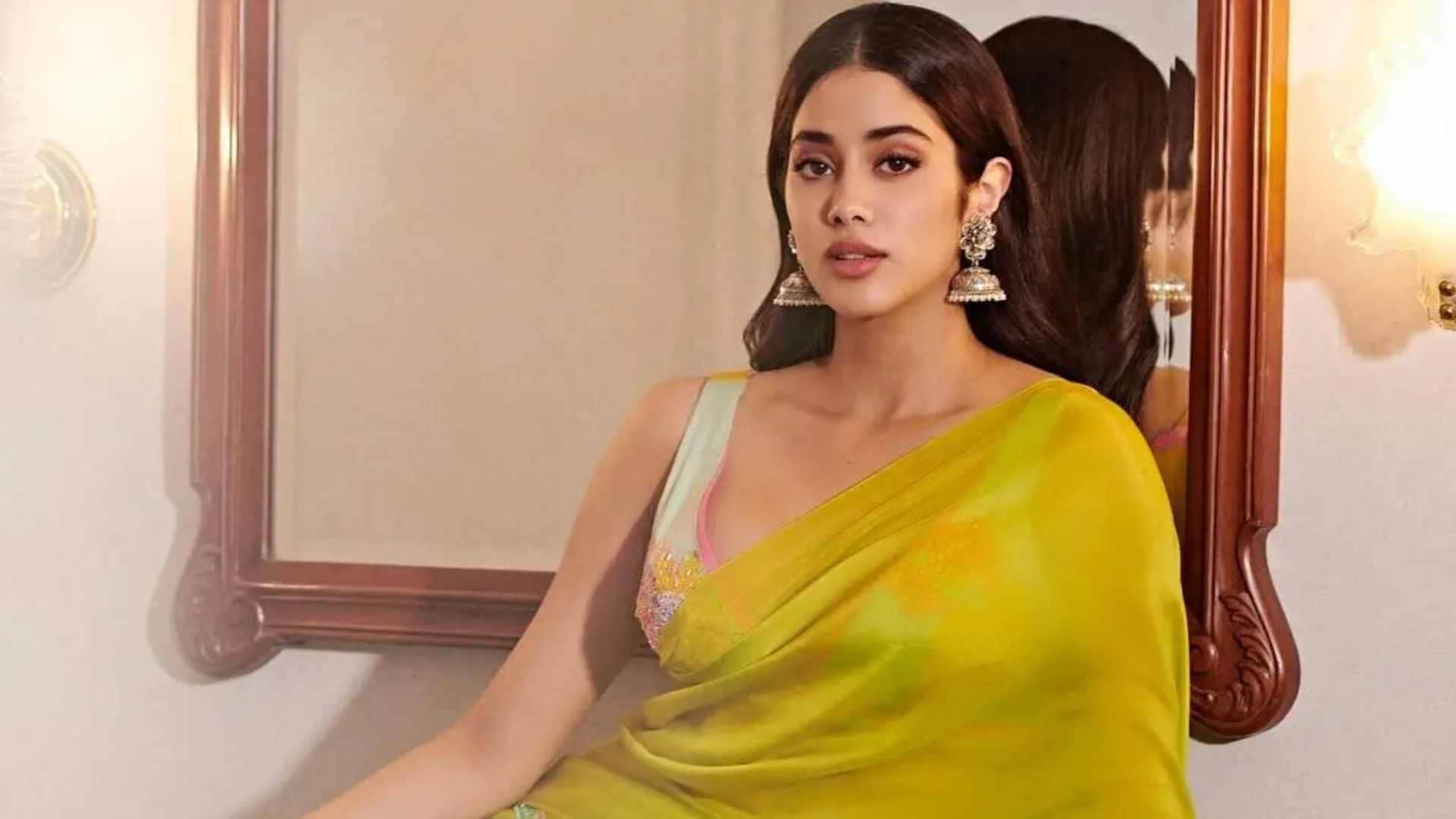 Janhvi Kapoor laughed at message from a Bollywood actor Also reveals what boys notice about her first in KWK 8