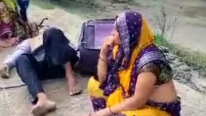 Bihar News: Dead body found in a trolley bag lying on the road in Siwan.
