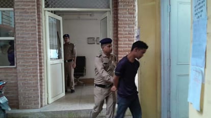 Mussoorie: शौचालय की दीवार कूदकर भागा कोर्ट में पेशी के लिए लाया गया बंदी, मालरोड से दबोचा Mussoorie: Prisoner Run Away by Jumping Toilet wall, during brought to appear in court