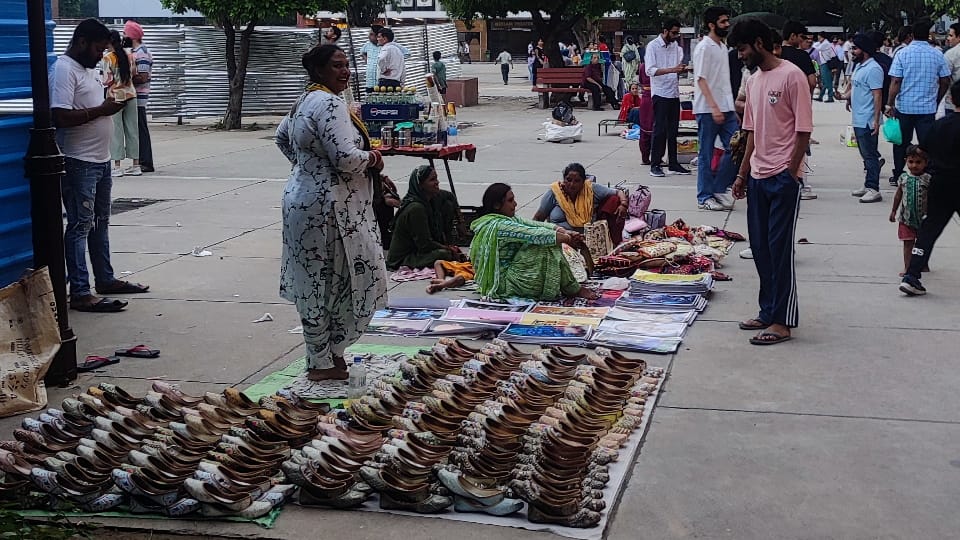 Numbers of street Vendors increased in chandigarh