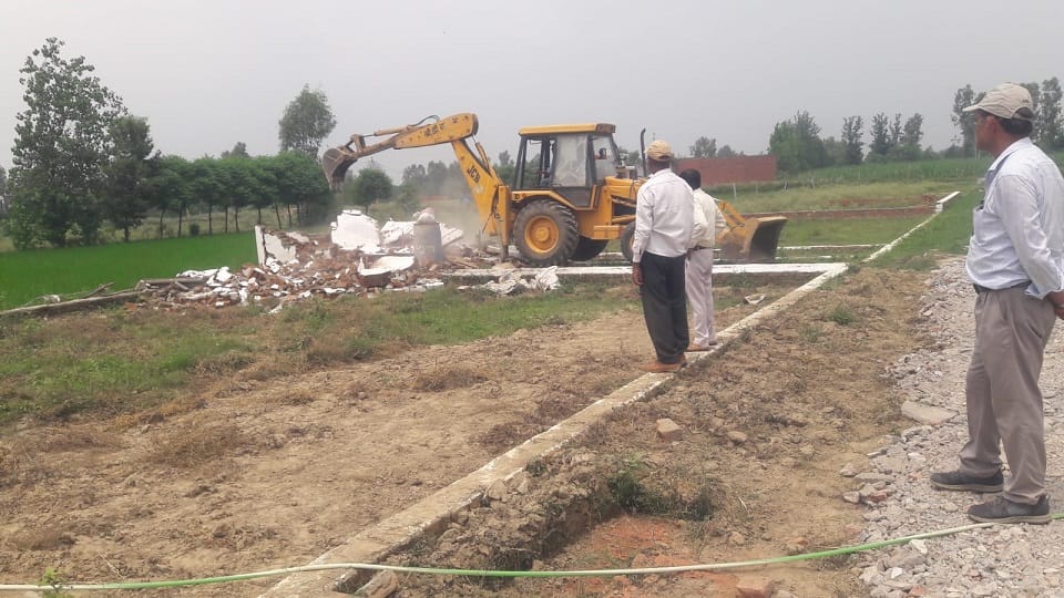 BDA demolished three illegal colonies in Bareilly